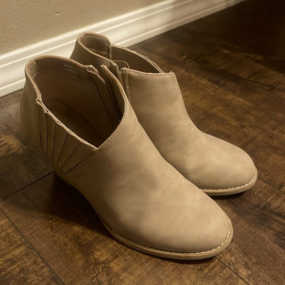 DV wedges